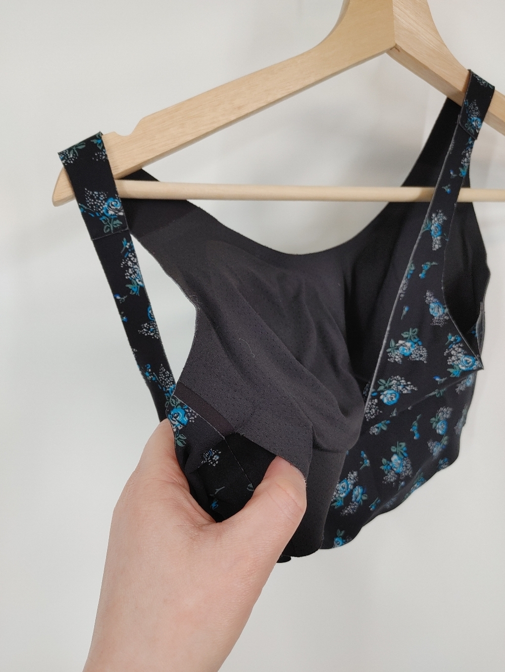 Anna Sui X Knix LuxeLift Pullover Bra - Picture 4 of 4